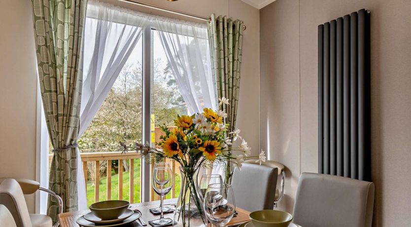 Photo of 2 Bed in Newport