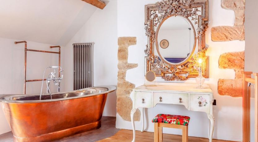 Photo of 1 Bed in Montacute