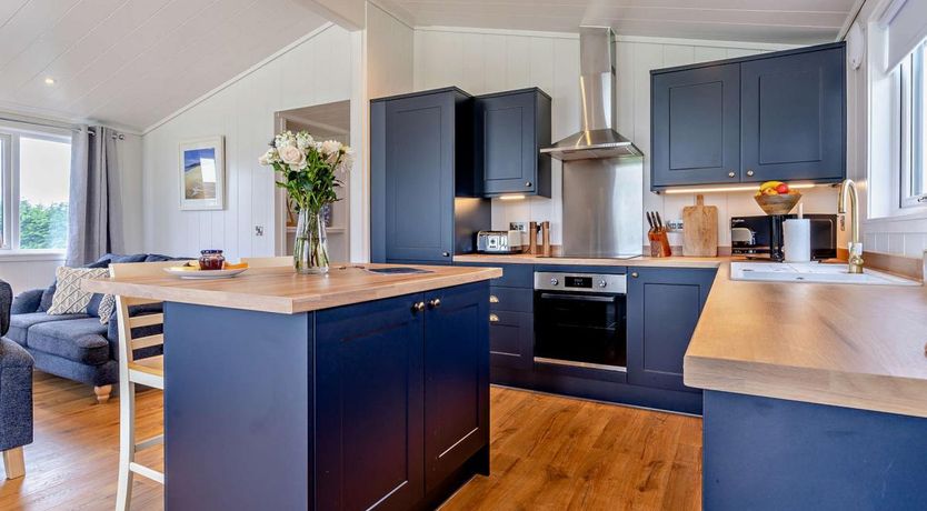 Photo of 2 Bed in St. Andrews