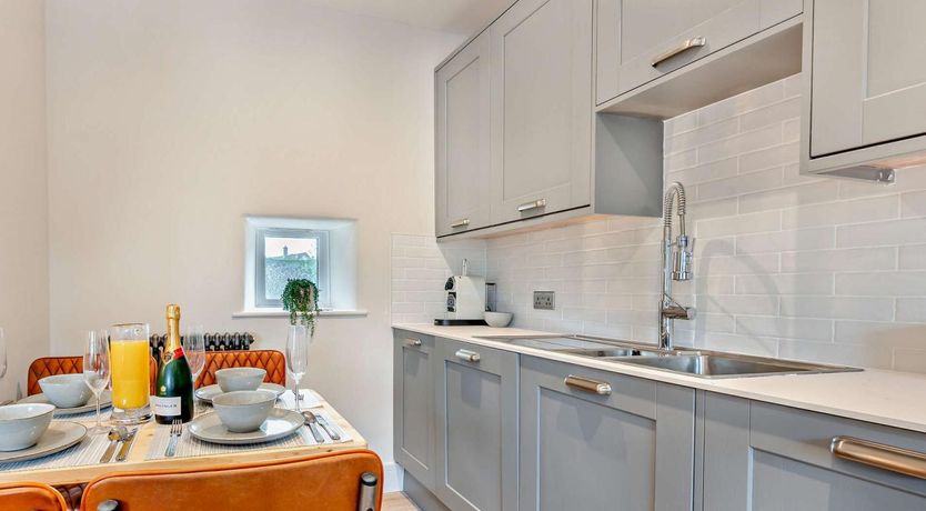 Photo of 2 Bed in Cheltenham