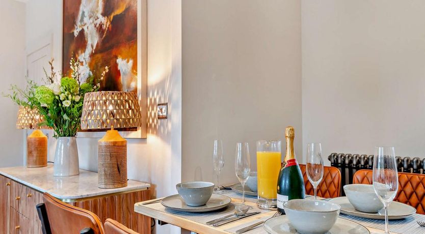 Photo of 2 Bed in Bourton-on-the-Water