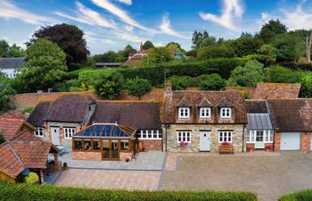 Cottage in Somerset Holiday Home