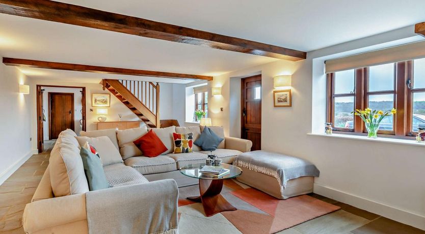 Photo of 4 Bed in North Cadbury