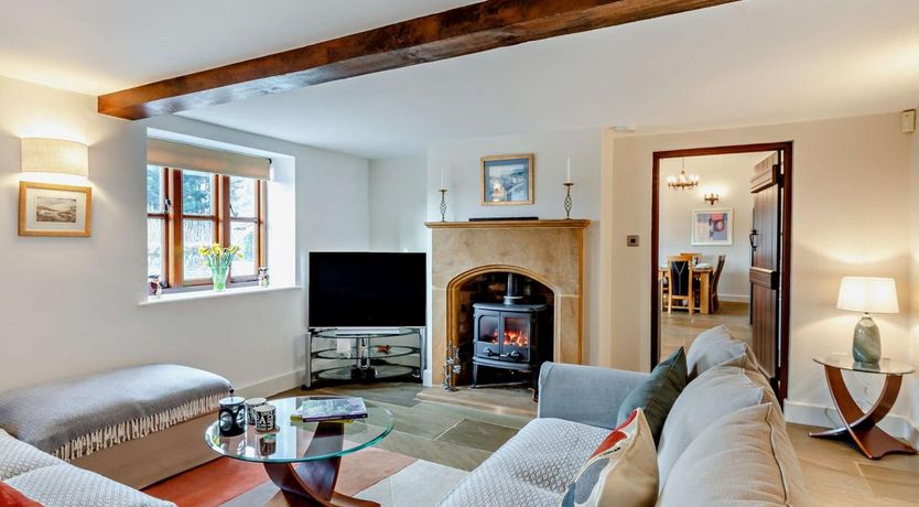 Photo of 4 Bed in North Cadbury