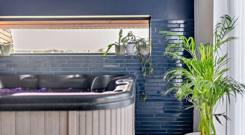 Photo of 3 Bed in Thurlstone