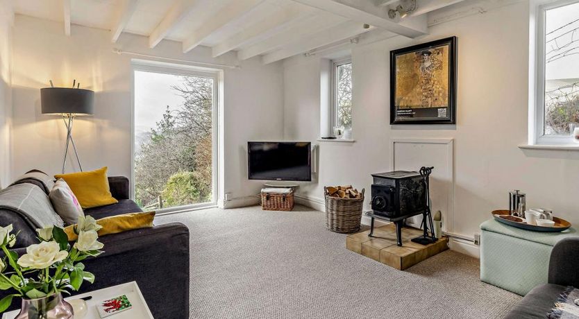 Photo of 3 Bed in Cwmystwyth