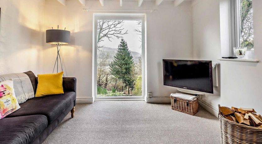 Photo of 3 Bed in Cwmystwyth