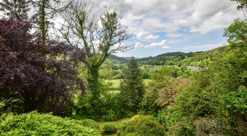 Photo of 3 Bed in Cwmystwyth