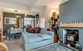 Photo of 2 Bed in High Peak