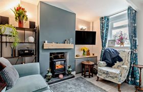 Photo of cottage-in-derbyshire-45