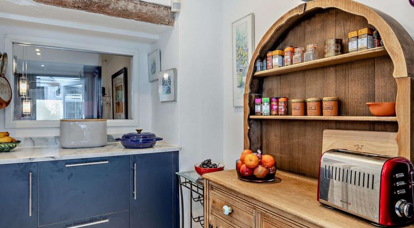 Photo of 2 Bed in Buxworth