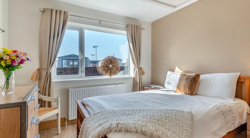 Photo of 5 Bed in Skegness