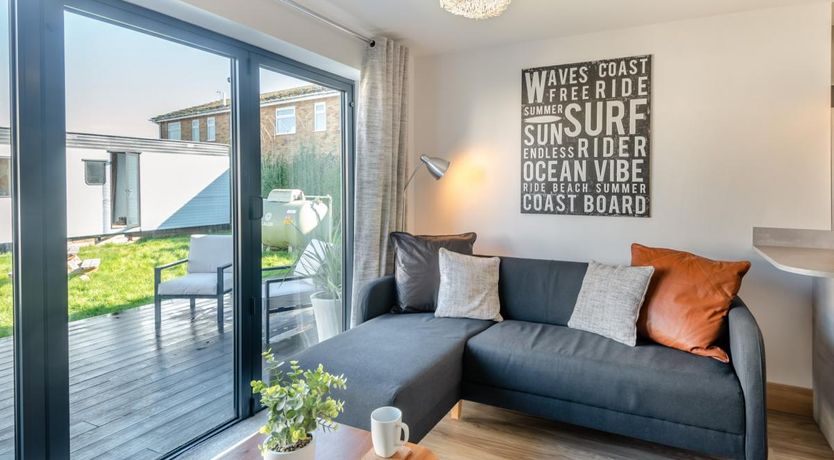 Photo of 5 Bed in Chapel St. Leonards