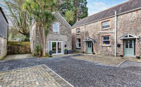 Photo of Cottage in West Wales