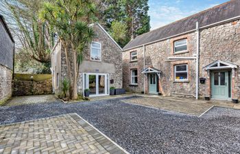 Cottage in West Wales Holiday Home