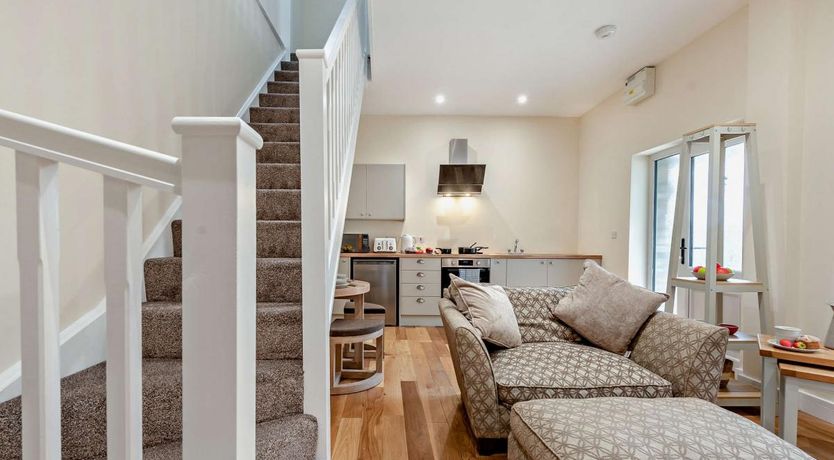 Photo of 1 Bed in Tenby