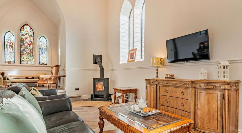 Photo of 4 Bed in Soudley