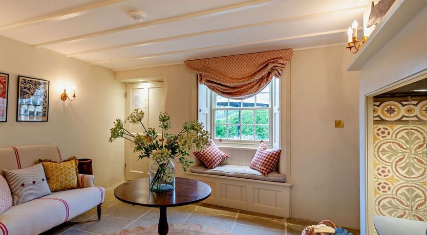 Photo of 4 Bed in York