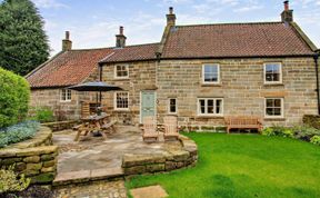 Photo of 4 Bed in York