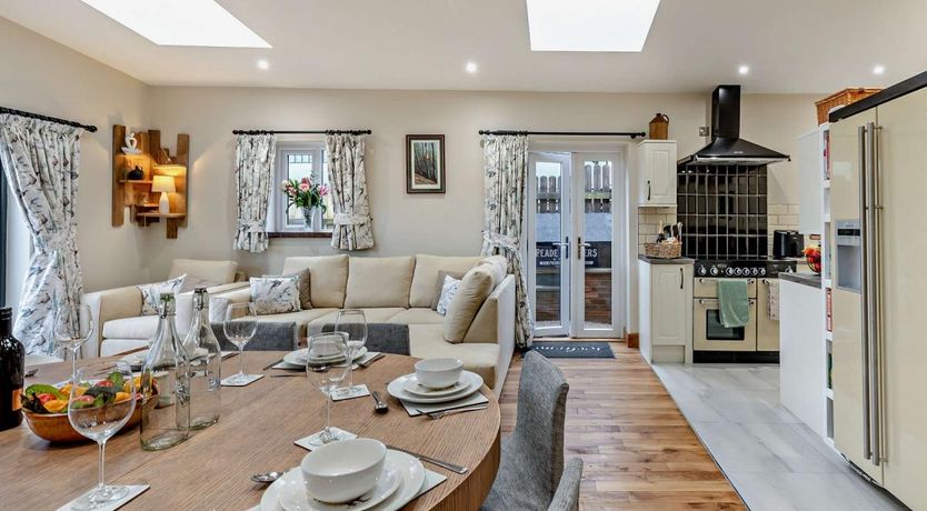 Photo of 3 Bed in Linley Brook