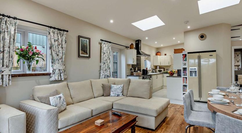 Photo of 3 Bed in Linley Brook