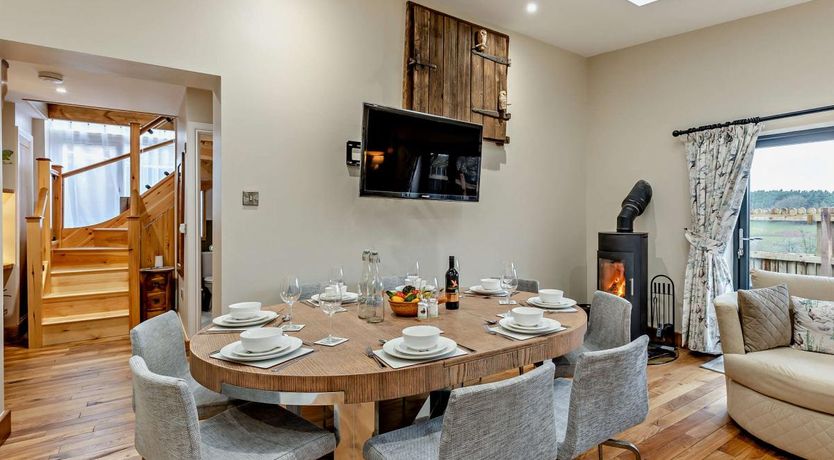 Photo of 3 Bed in Linley Brook