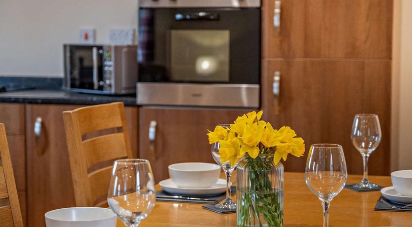 Photo of 2 Bed in Sunniside