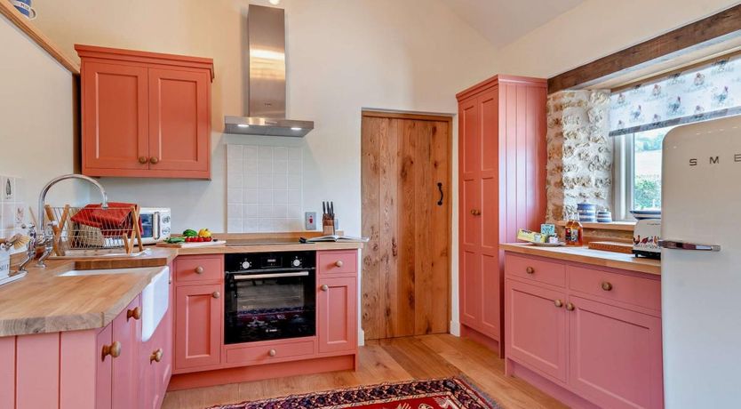 Photo of 1 Bed in Stoke Abbott