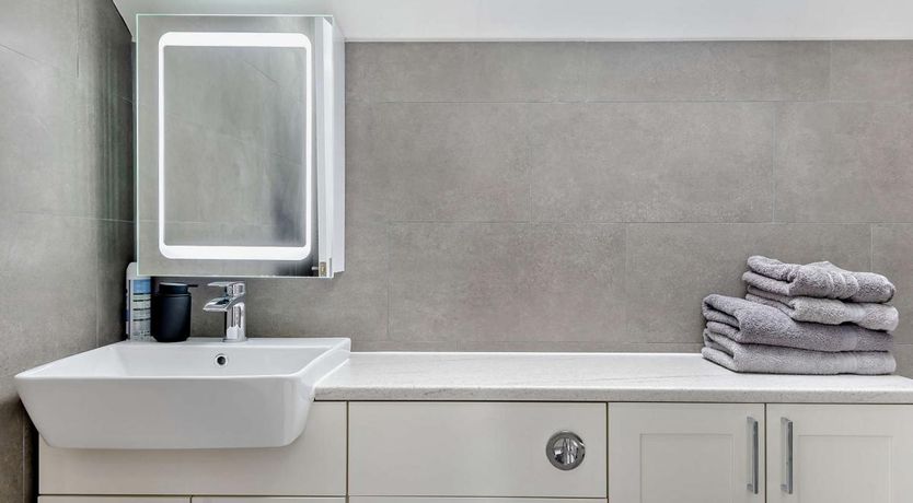 Photo of 4 Bed in Branston