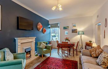in Cullen (94536) Holiday Home