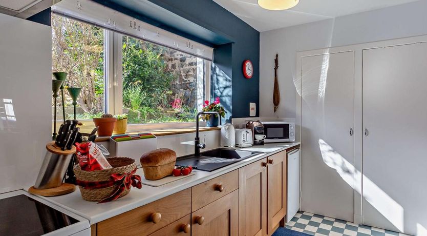 Photo of 1 Bed in Cullen