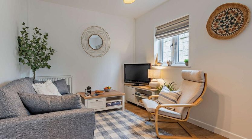 Photo of 2 Bed in Portland