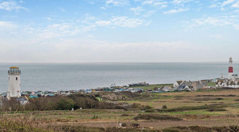 Photo of 2 Bed in Portland