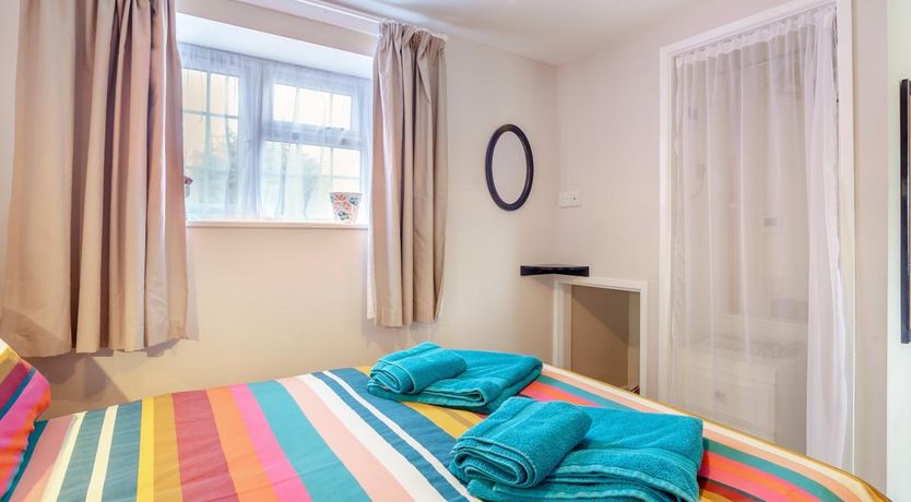 Photo of 1 Bed in Buckland St Mary