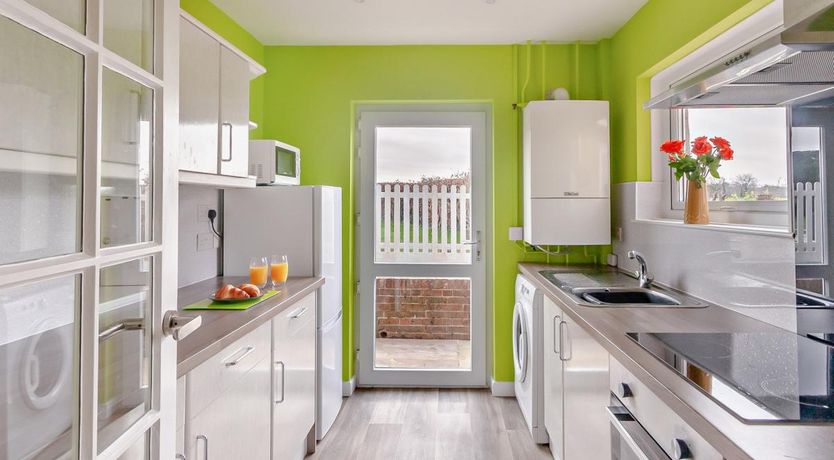 Photo of 1 Bed in Bembridge