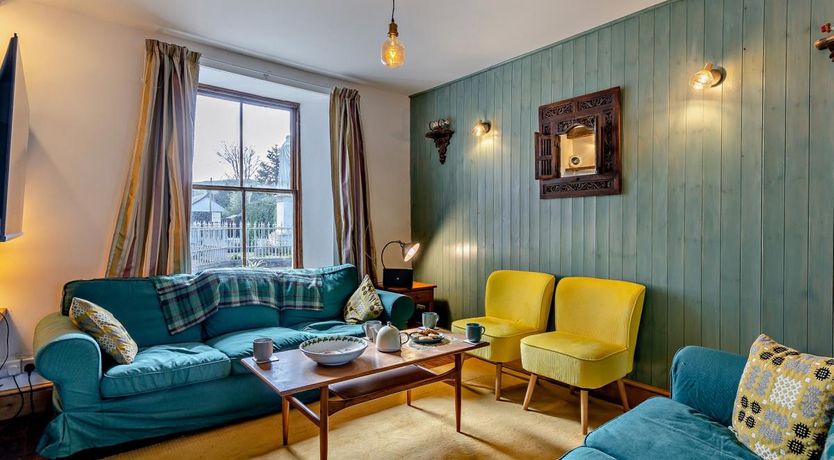 Photo of 4 Bed in Bala