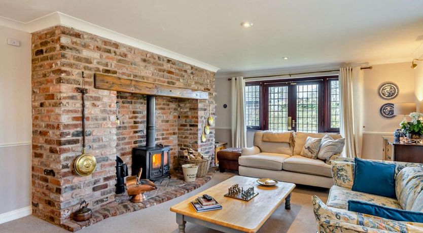 Photo of 4 Bed in Crosby-on-Eden