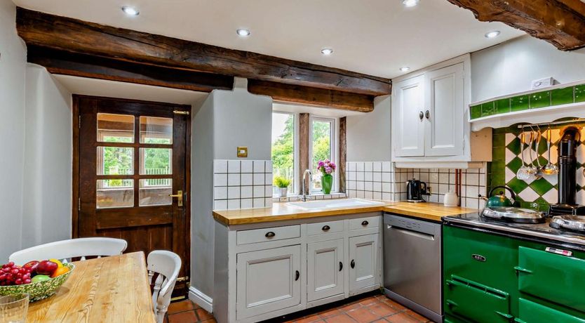 Photo of 4 Bed in Cow Ark