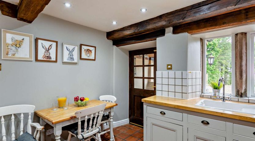 Photo of 4 Bed in Cow Ark