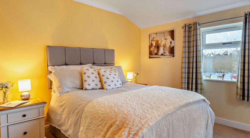 Photo of 1 Bed in Thimbleby