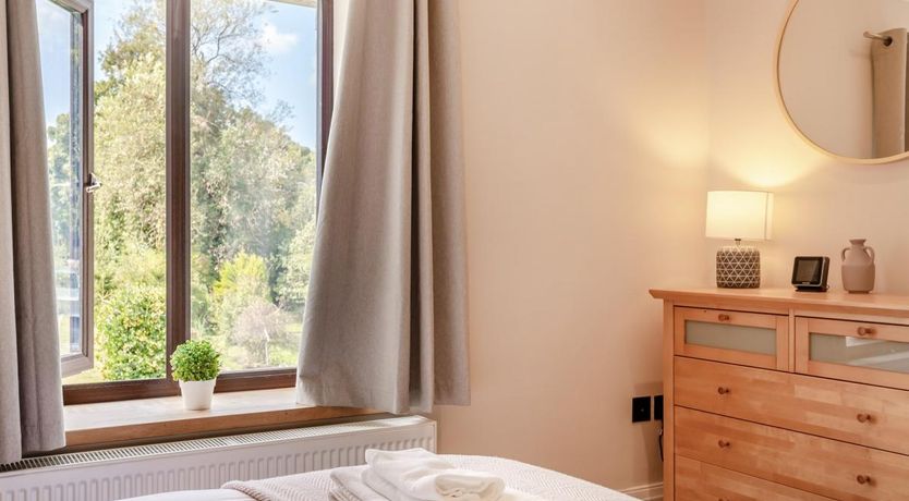 Photo of 2 Bed in Bradwell