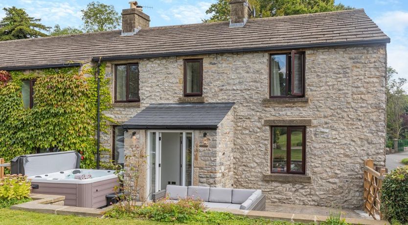Photo of in Bradwell (94552)
