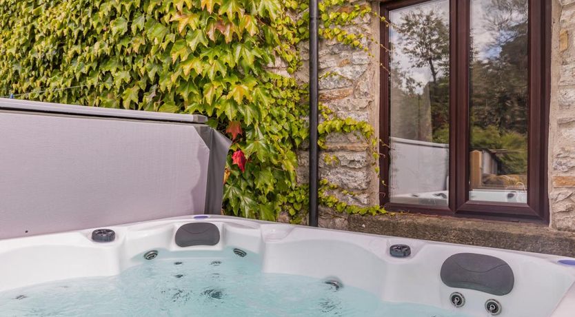 Photo of 2 Bed in Bradwell