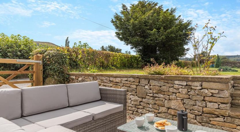 Photo of 2 Bed in Bradwell