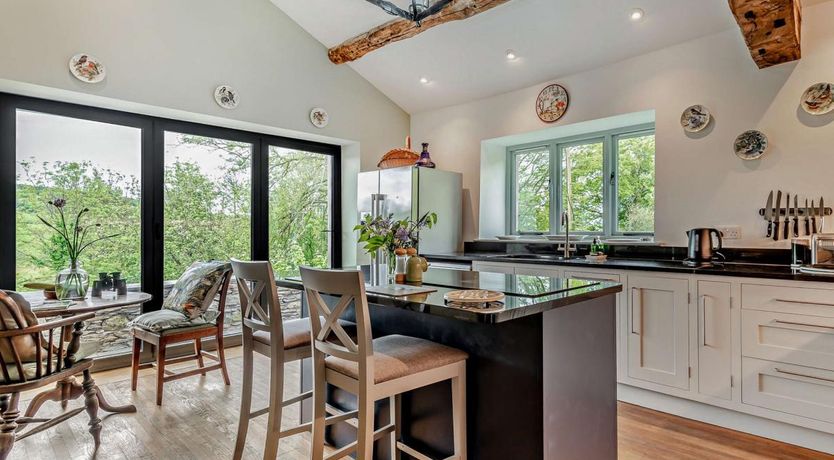 Photo of in Broughton Mills (94611)