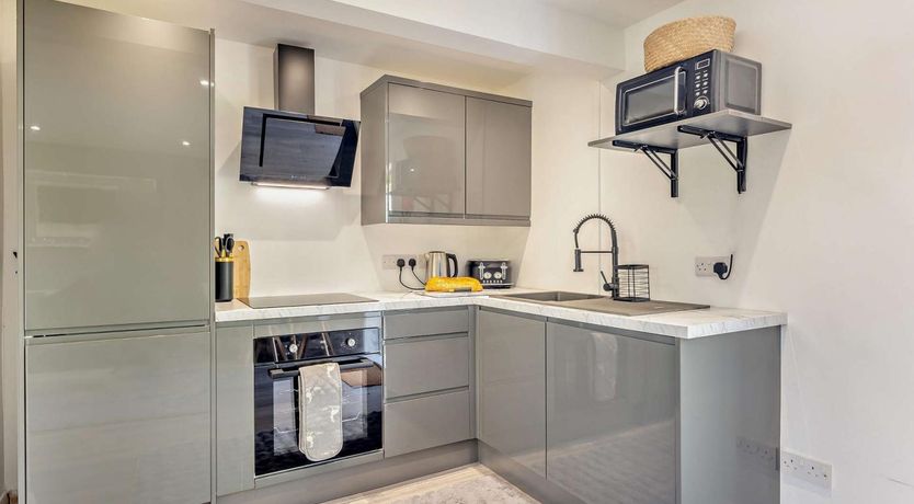 Photo of 2 Bed in St. Asaph