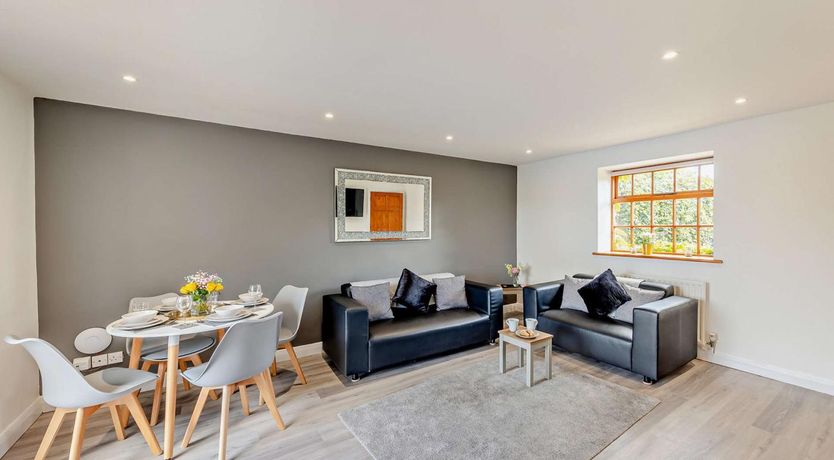 Photo of 2 Bed in St. Asaph