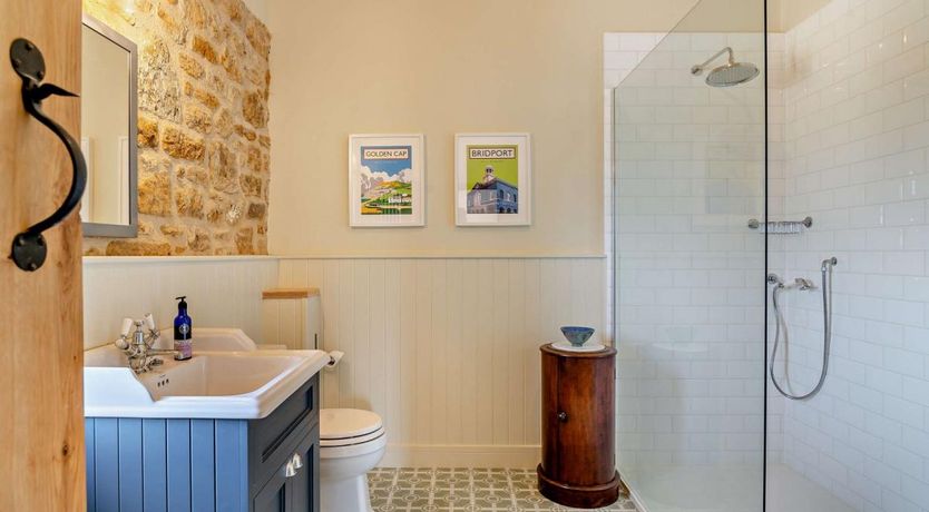 Photo of 2 Bed in Stoke Abbott