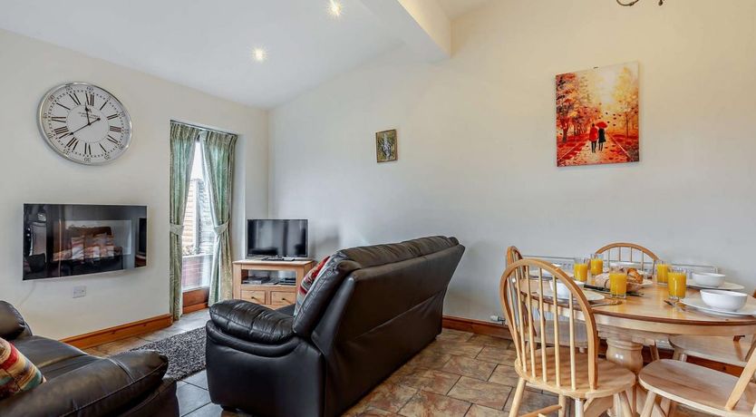 Photo of 3 Bed in Dudleston