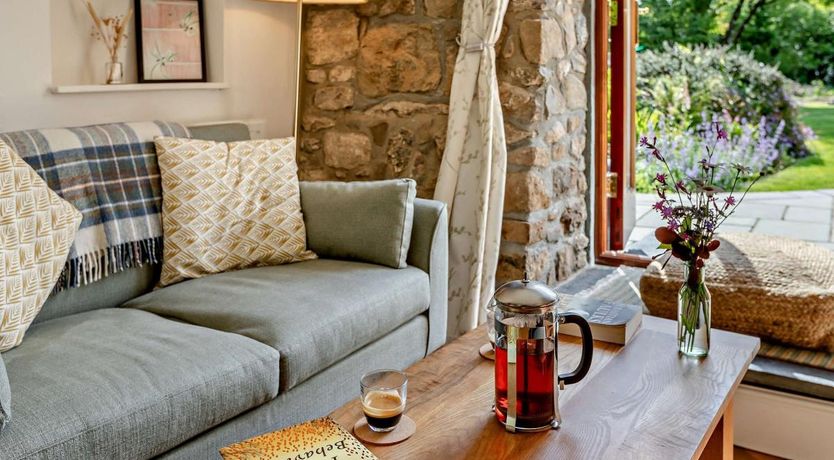 Photo of 4 Bed in Bovey Tracey